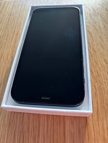 iPhone 12 128 GB, černý - 5