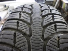 Prodám pneu Kleber Quadr axer 195/65 R15 - 5