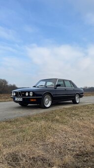 BMW e28 525e - 5