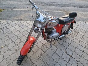 Jawa 250/559 - 5