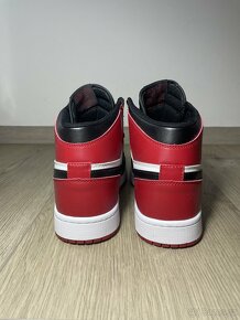 Air Jordan 1 Retro - 5