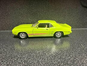 Chevrolet Camaro 1969 1:18 - 5