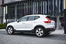 Volvo XC40 2,0 D3 DRIVE-E Momentum PRO Awd 4x4 Automat - 5