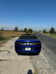 Ford Mustang 3.7 Convertible - 5