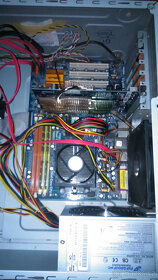 Grafika Gigabyte Nvidia Geforce 6600LE - 5