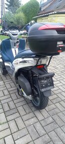 Piaggio MP3 300 Yourban - 5