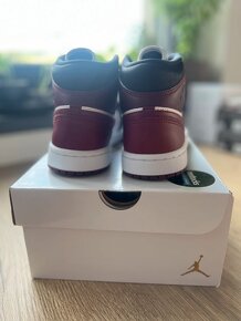 Nike Air Jordan 1 Mid Beetroots 38 - 5