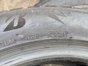 Zimní pneumatiky Bridgestone 215/55 R17 98V - 5