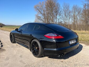 Porsche Panamera Turbo - 5