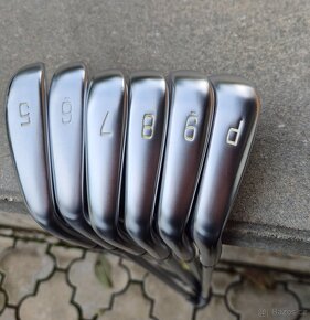 Mizuno JPX 923 5-PW - 5