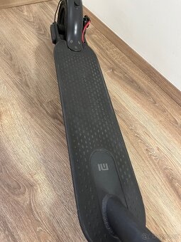 Koloběžka Xiaomi mi electric scooter pro 2 - 5