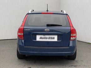 Kia Ceed 1.4i ,  66 kW benzín, 2010 - 5