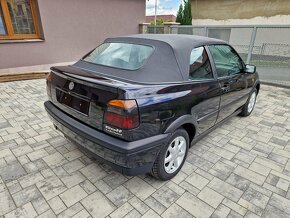 Volkswagen Golf - 5