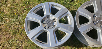 Prodám alu kola AUDI 17" 5x112, 8R0601025S - 5