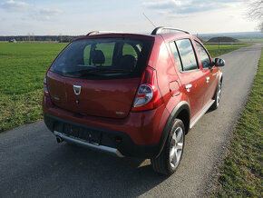 Dacia Sandero 1.6 Stepway, KLIMA, rok 2012 - 5