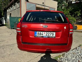 KIA Ceed - 5