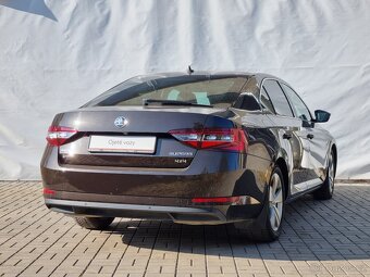 ŠKODA Superb 2.0TDI 140kW DSG 4x4 Laurin & Klement Liftback - 5