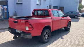 Toyota Hilux Double Cab Duty 4x4 - 5