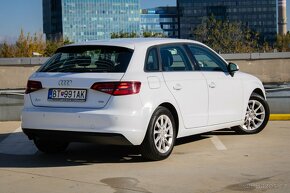 Audi A3 Sportback 2.0 TDI DPF Attraction - 5