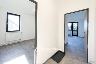 Pronájem, byt 3+kk, 60 m2, balkon, parkovací stání - Znojmo, - 5