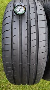 Zánovní letní pneu Goodyear 225/45 R19 - 5