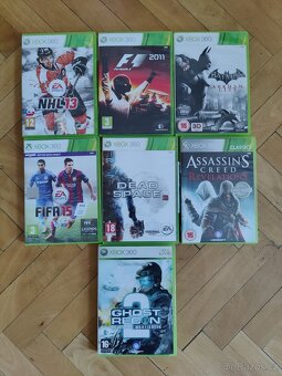 XBOX 360 + 2 ovladače + KINECT + hry - 5