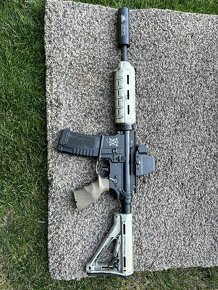 Airsoft zbran M4 - 5