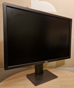 LCD monitor Dell ULTRASHARP model: U2412Mc - záruka - 5