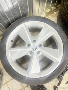 5x112R18 225x40/18 org.skoda golus - 5