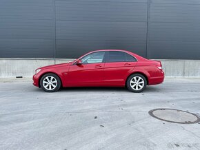 Mercedes-Benz C220 CDI W204 Sedan Manuál 175 tis km - 5