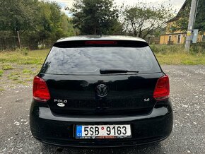 Prodám VW pólo 1.4 63kw z roku 2010. - 5