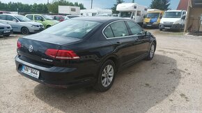 Volkswagen Passat 2,0TDi 110kw sedan r.v.2017 nové ČR - 5