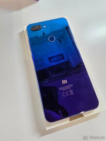 Xiaomi Mi 8 Lite 6GB RAM, 128GB (platí do smazání) - 5