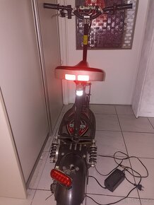 Koloběžka elektrická nitro Scooter sedátko nabíječka - 5