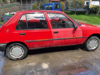 Peugeot 205 1.9 D - 5