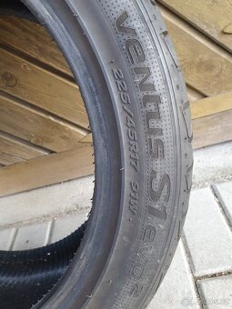 Hankook Ventus Evo2 225/45 r17 - 5