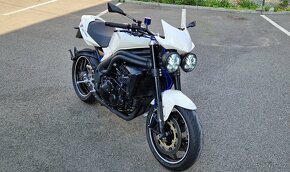 Triumph Speed Triple 1050 - 5