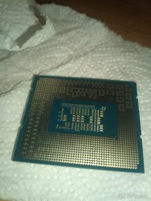 Intel i3 12100F - 5