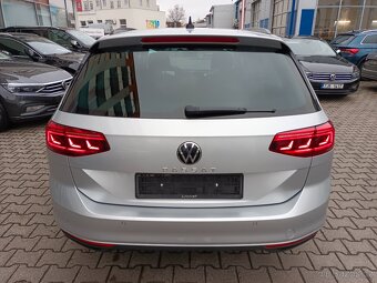 VW Passat B8 2.0TDI 110kW DSG Matrix LED Virtual ACC Navi Qi - 5