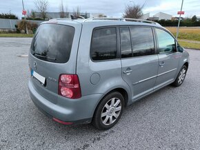 VW TOURAN 2.0 TDI 103kw DSG, r.v. 2008, NOVÁ STK, HIGHLINE - 5