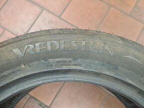 Vredestein 225/50/17 (309) - 5