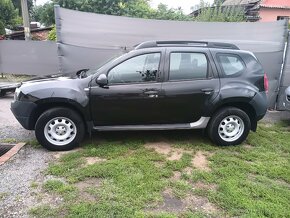 Dacia Duster 1.6 16 v 4 x 4 2013 najeto 104..000 km s.kniha - 5