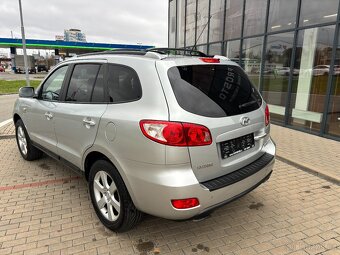 Hyundai Santa Fe, 2.2 CRDi 114kW 4x4 7míst - 5