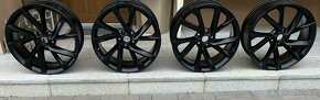 VEGA SCHWARZ MATT orig.skoda Superb3V  5x112  8j x19 ET 44 - 5