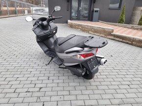 Suzuki AN Burgman 200 - 5