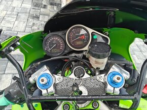 Kawasaki zx9R Ninja - 5