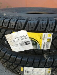 Dunlop zimní pneu 205/75/16 C - 2 ks - Nové - 5