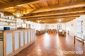 Prodej penzionu s restaurací a pozemky, 4637 m2 - Milíčovice - 5