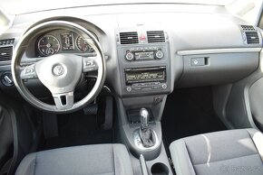 Volkswagen Touran 1,6 TDi DSG STYLE 1.MAJ.,TOP STAV - 5