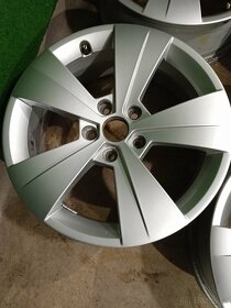 4ks 17" original alu 5x112 skoda superb - 5